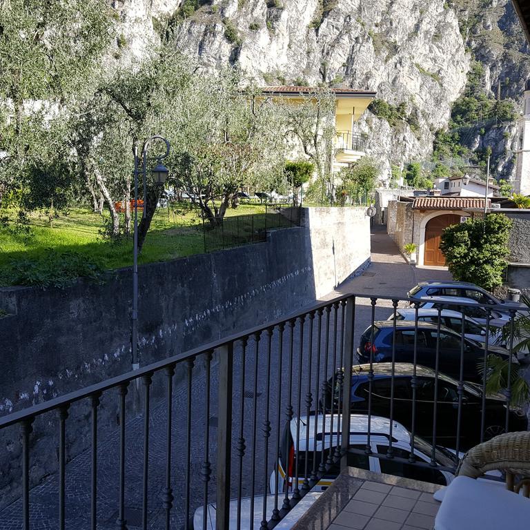 Casa Albergo Sorriso Limone sul Garda Zewnętrze zdjęcie